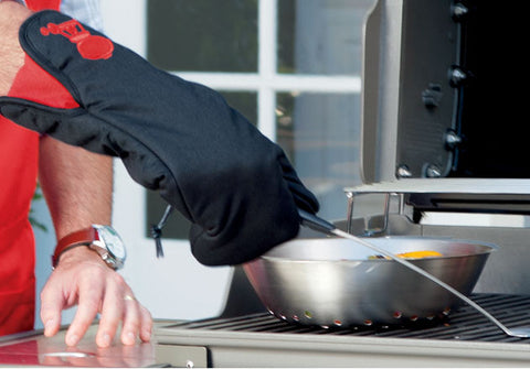 Weber, Barbecue Mitt - Black - BBQ Warehouse - 3